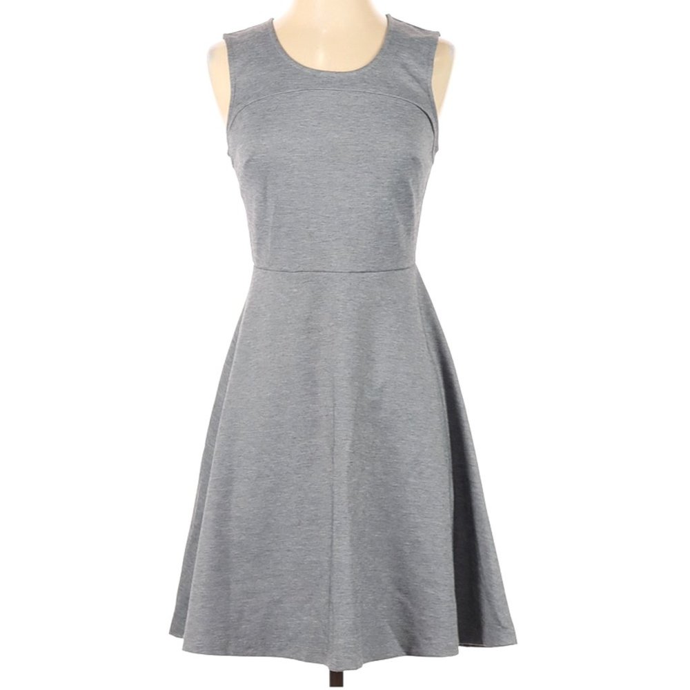 EUC Merona Casual Dress Grey Size Small Sleeveless Wear to Work Fit and Flare
